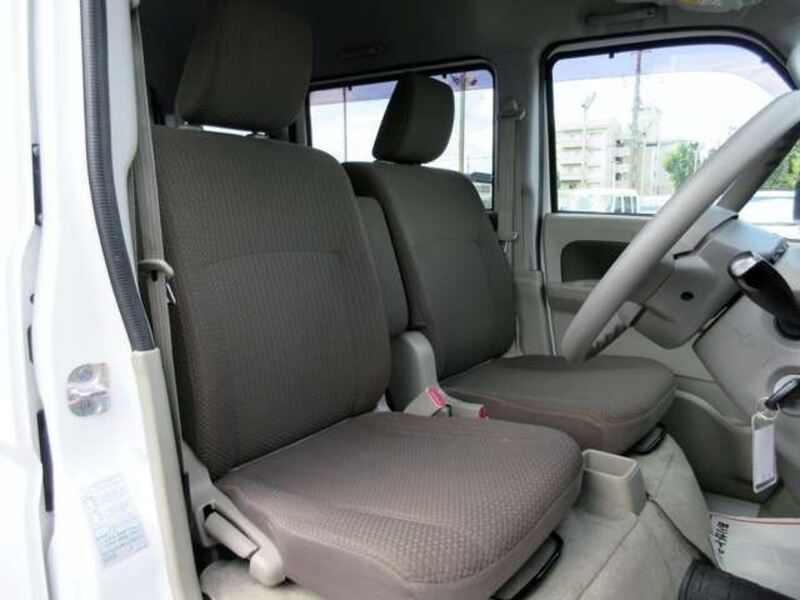 MINICAB VAN