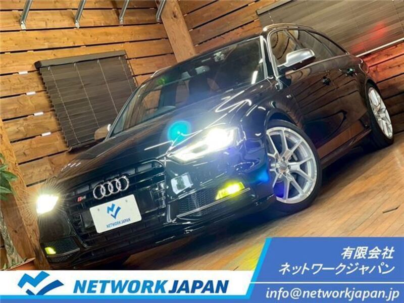 AUDI S4
