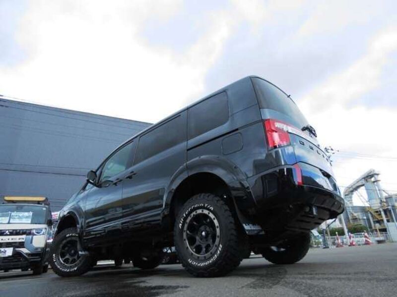 DELICA D5