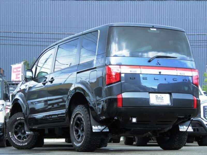 DELICA D5