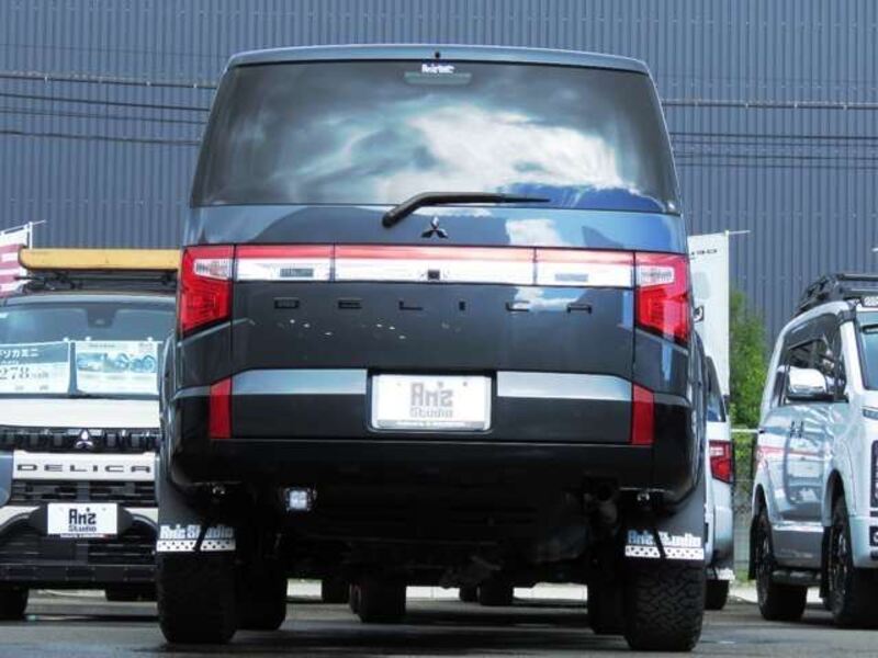 DELICA D5