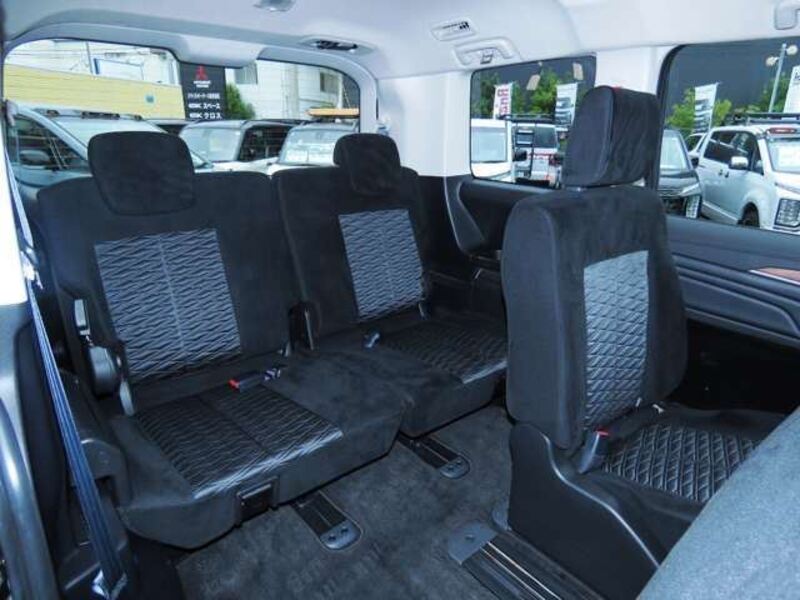 DELICA D5