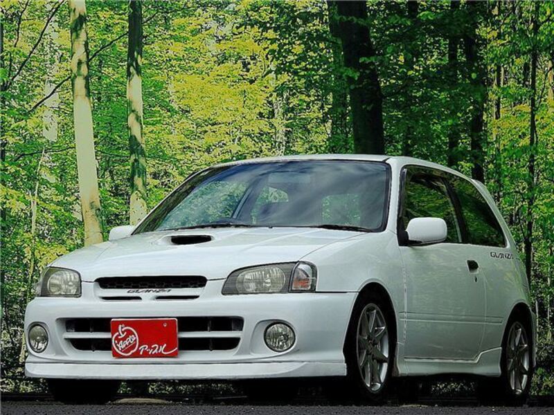 TOYOTA STARLET