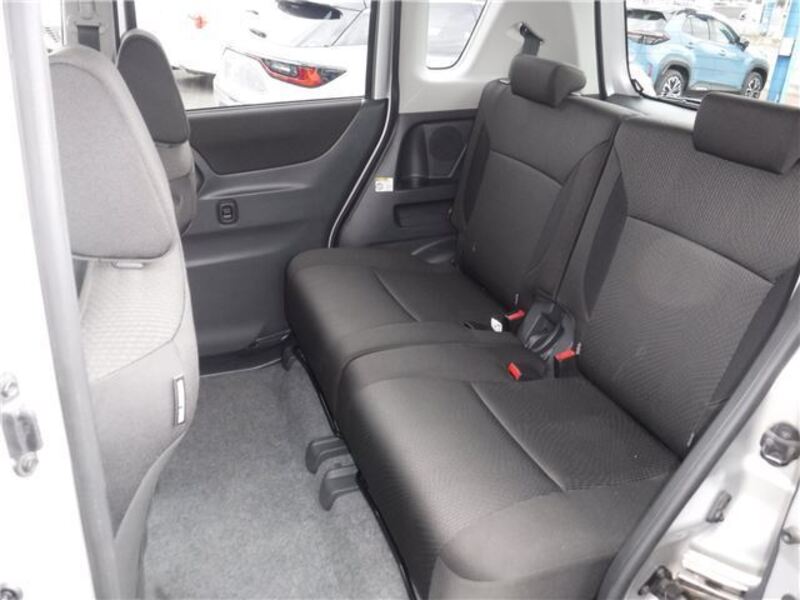 DELICA D2