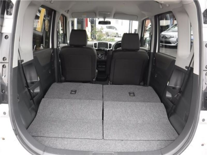 DELICA D2