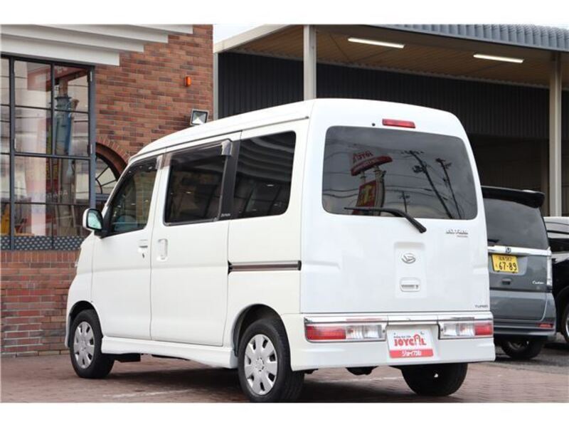 ATRAI WAGON