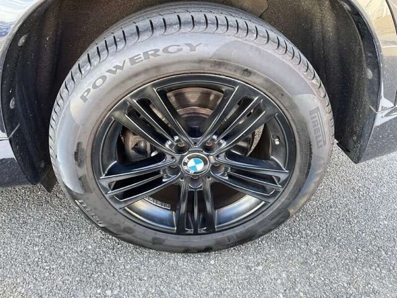 X3
