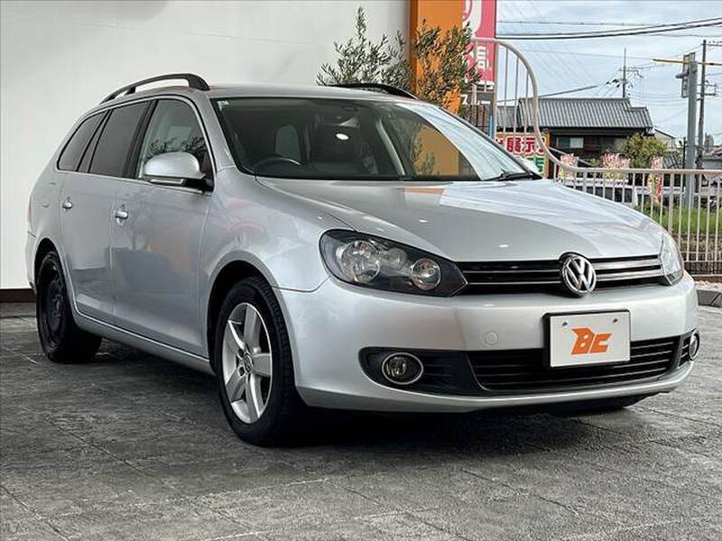 GOLF VARIANT