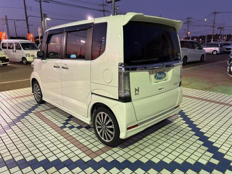 N BOX CUSTOM