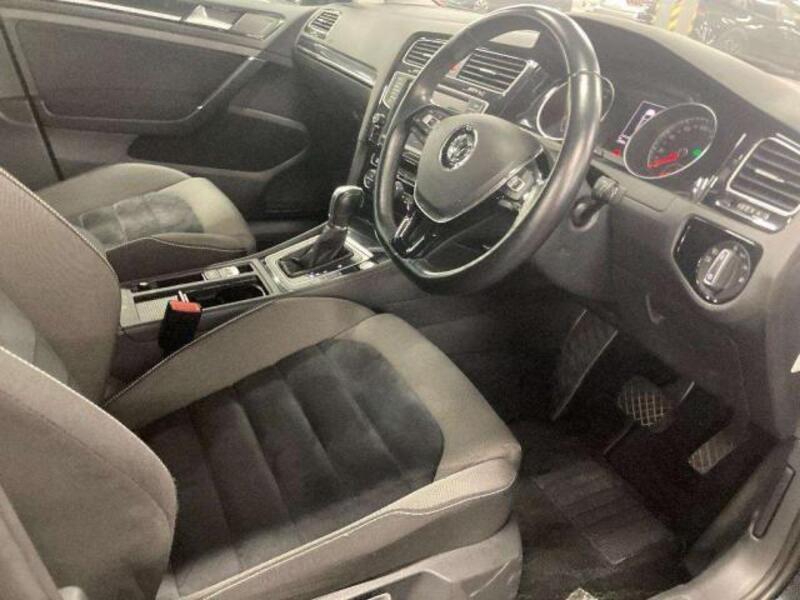 GOLF VARIANT