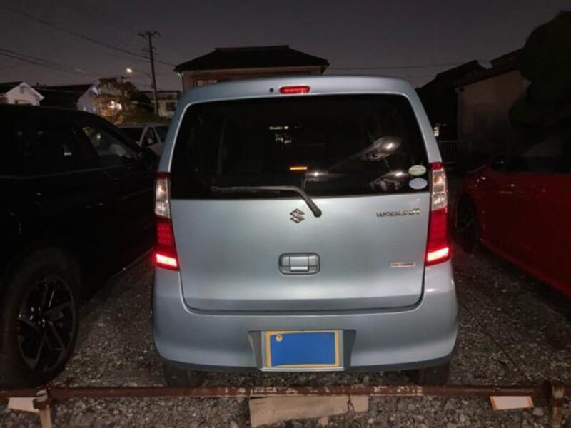 WAGON R