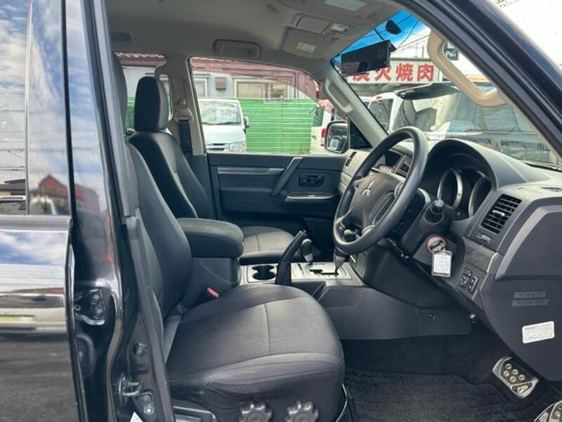PAJERO