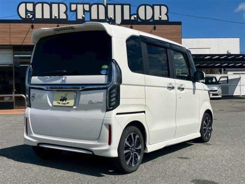 N BOX CUSTOM