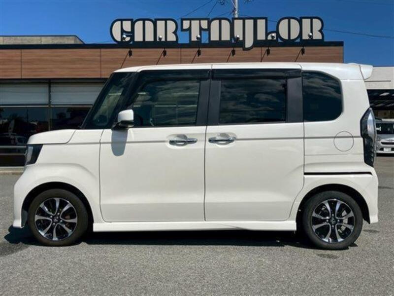 N BOX CUSTOM