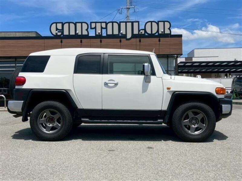 FJ CRUISER