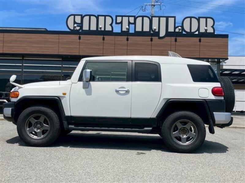 FJ CRUISER