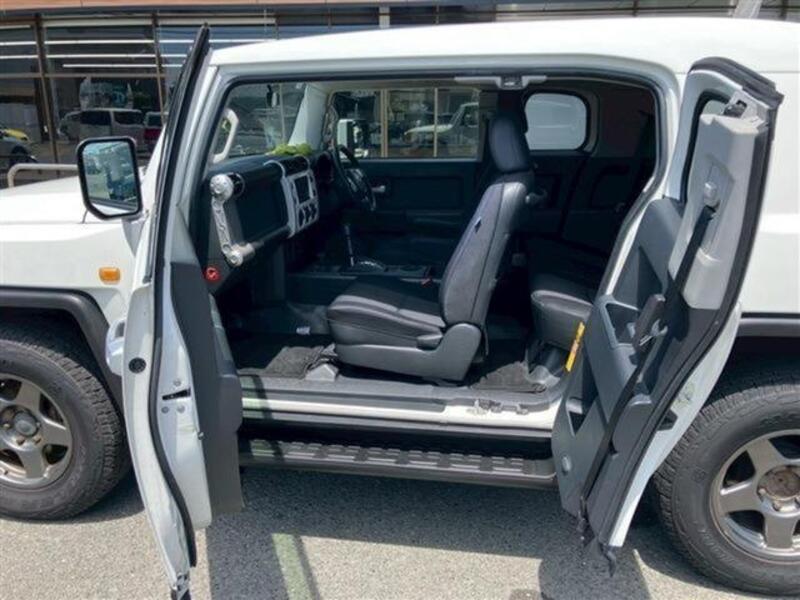 FJ CRUISER