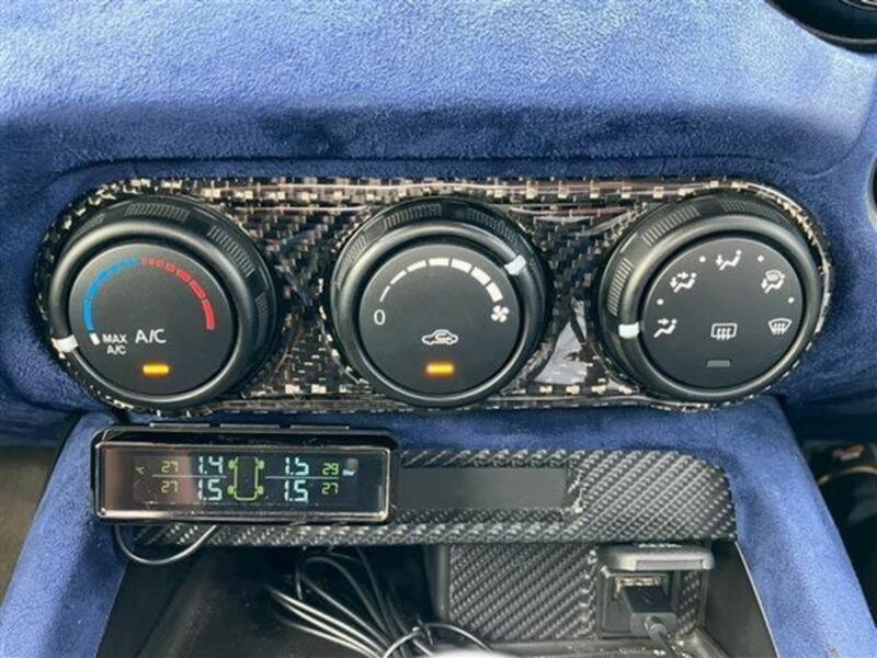 ROADSTER