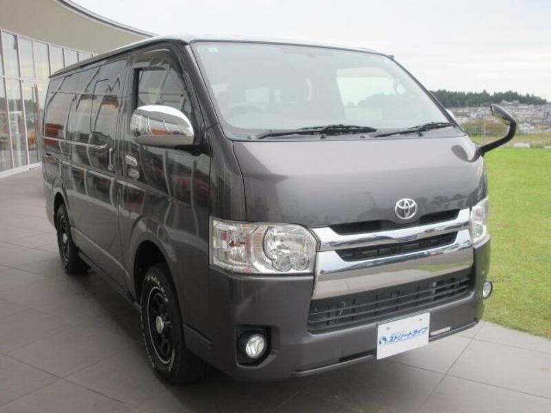 HIACE VAN