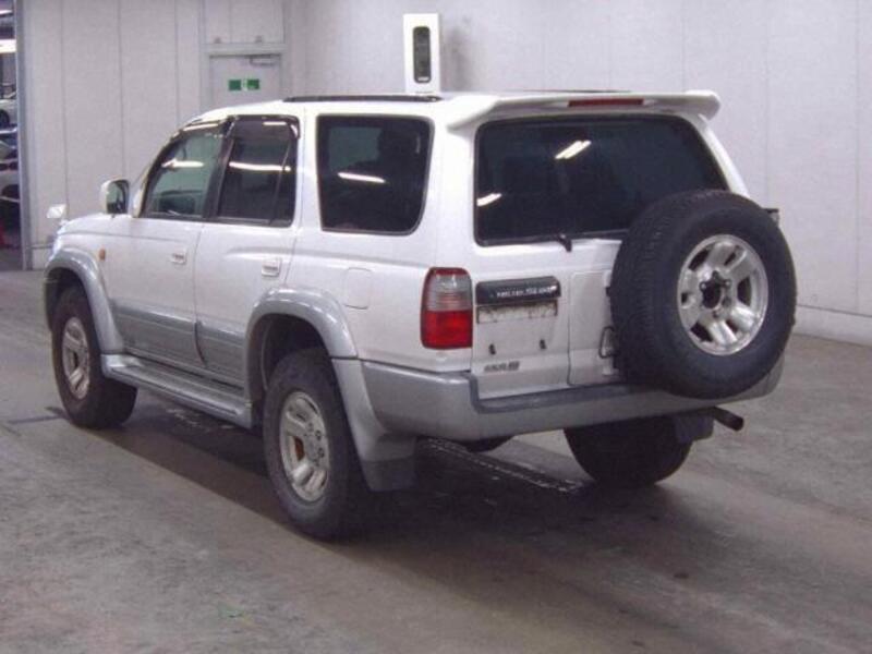 HILUX SURF