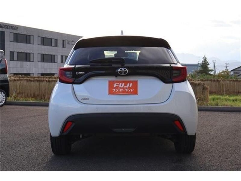 YARIS