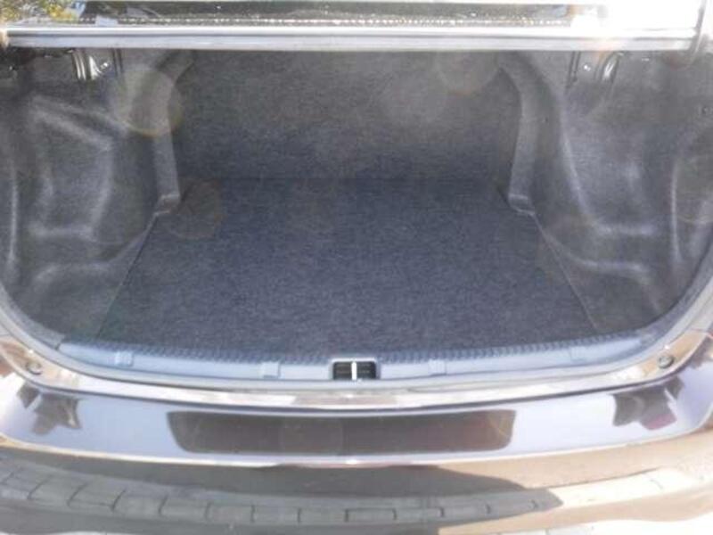 COROLLA AXIO