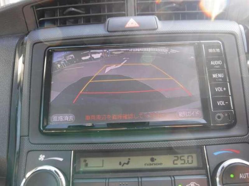 COROLLA AXIO