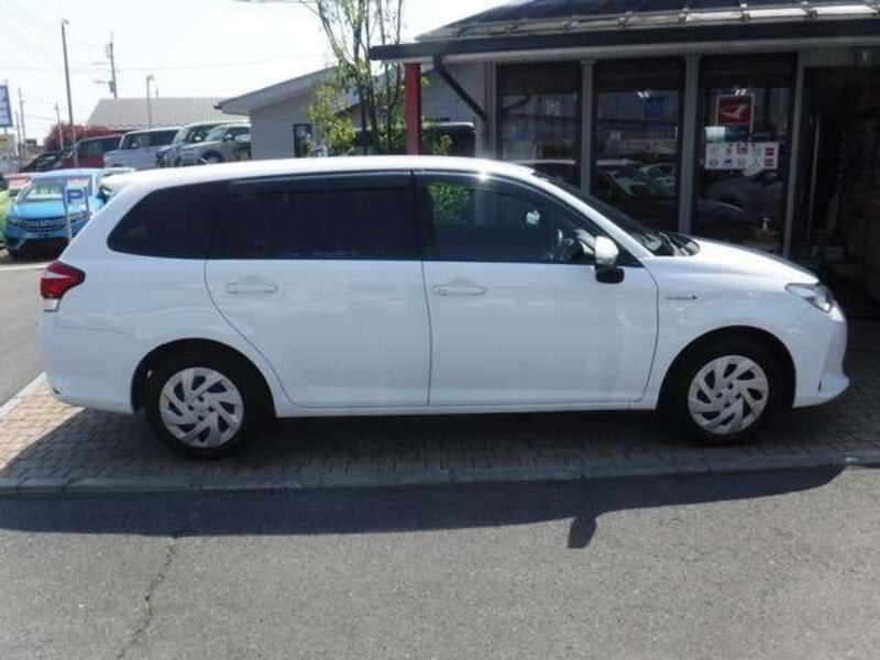 COROLLA FIELDER