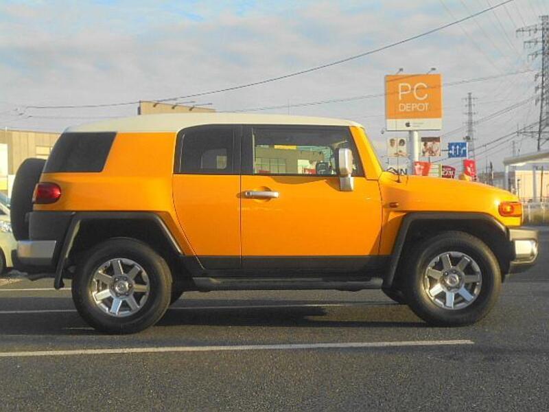 FJ CRUISER