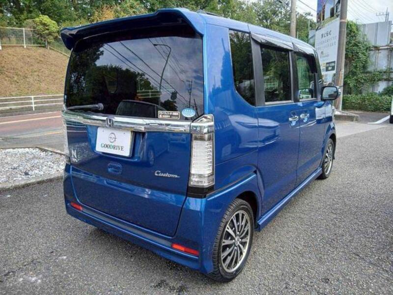 N BOX CUSTOM