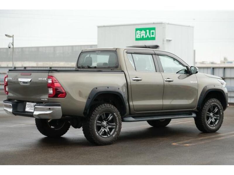 HILUX