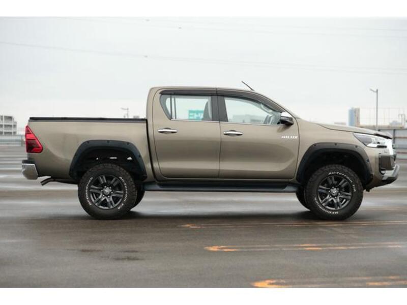 HILUX