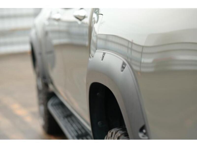 HILUX