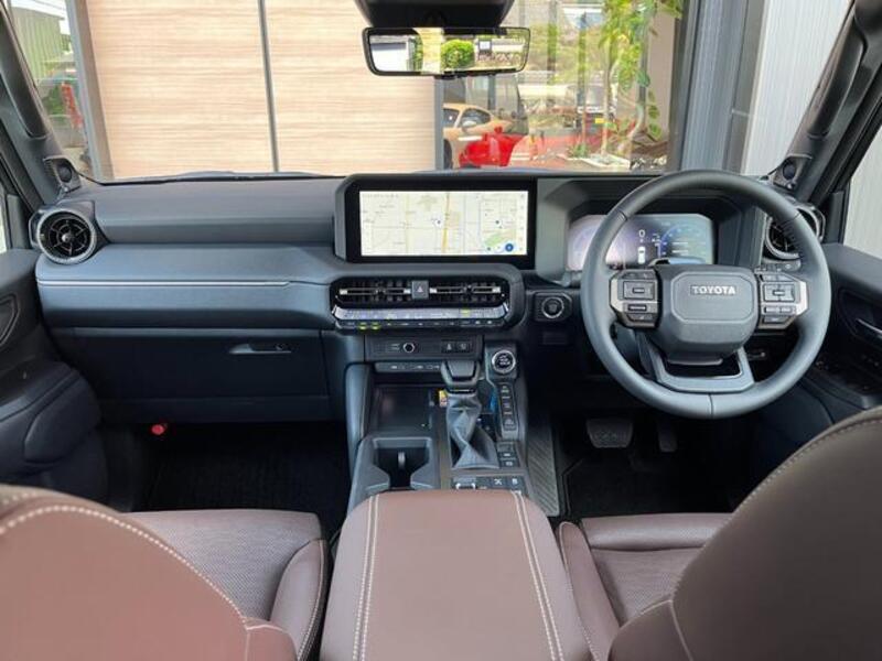 LAND CRUISER 250