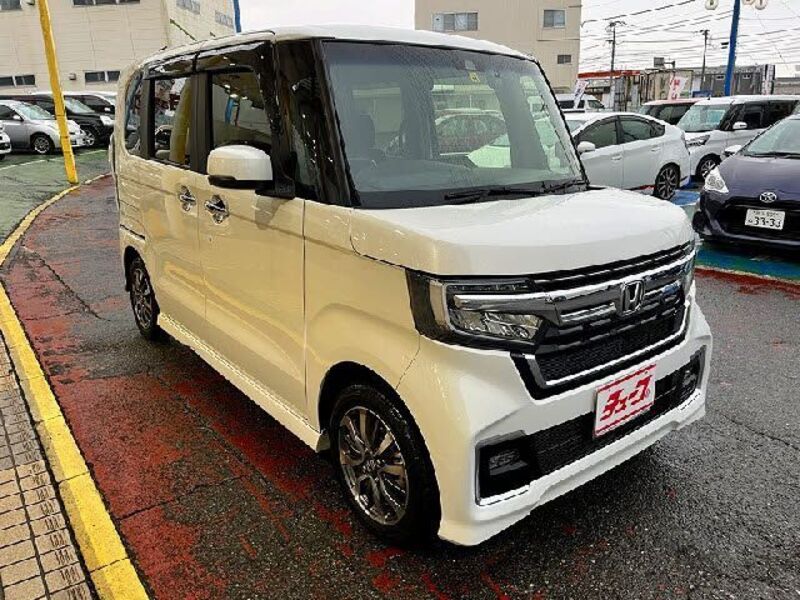 N BOX CUSTOM