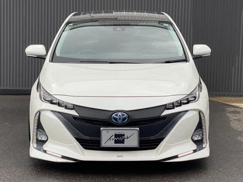 PRIUS PHV