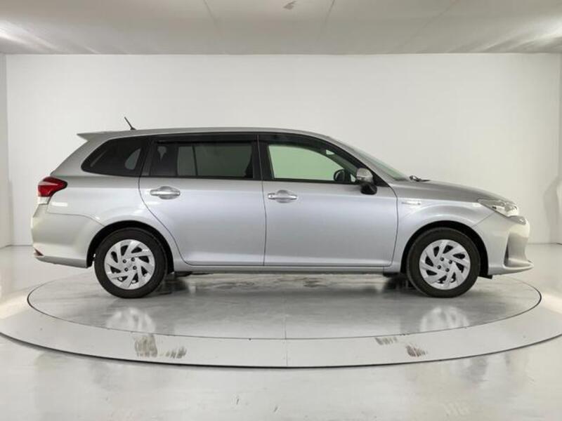 COROLLA FIELDER