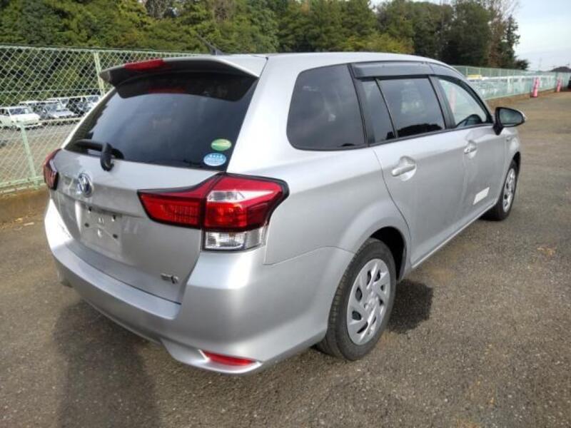 COROLLA FIELDER