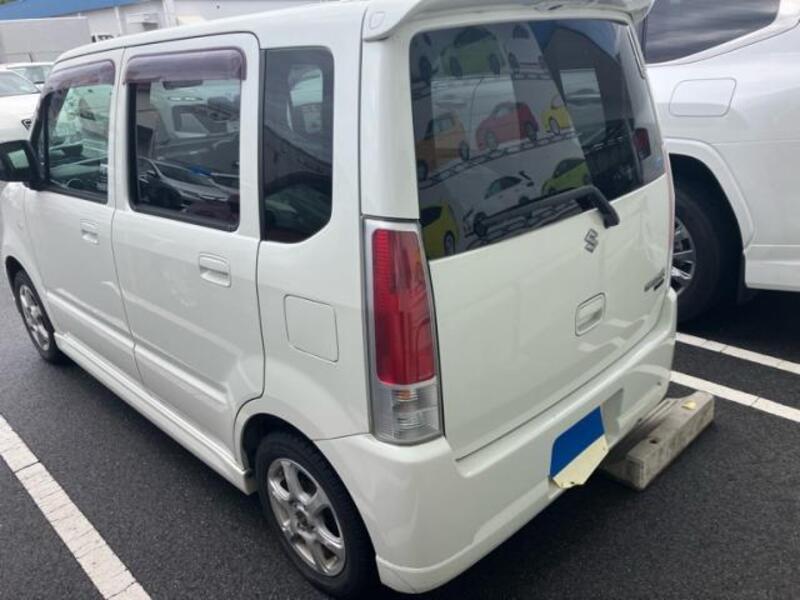 WAGON R
