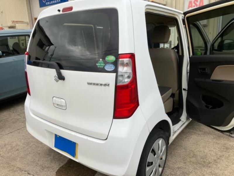 WAGON R