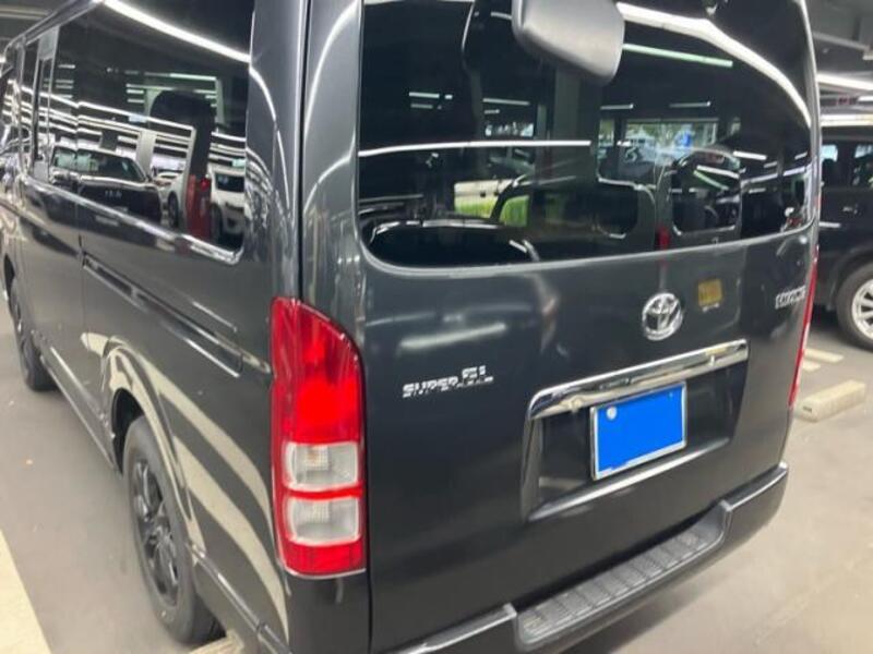 HIACE VAN