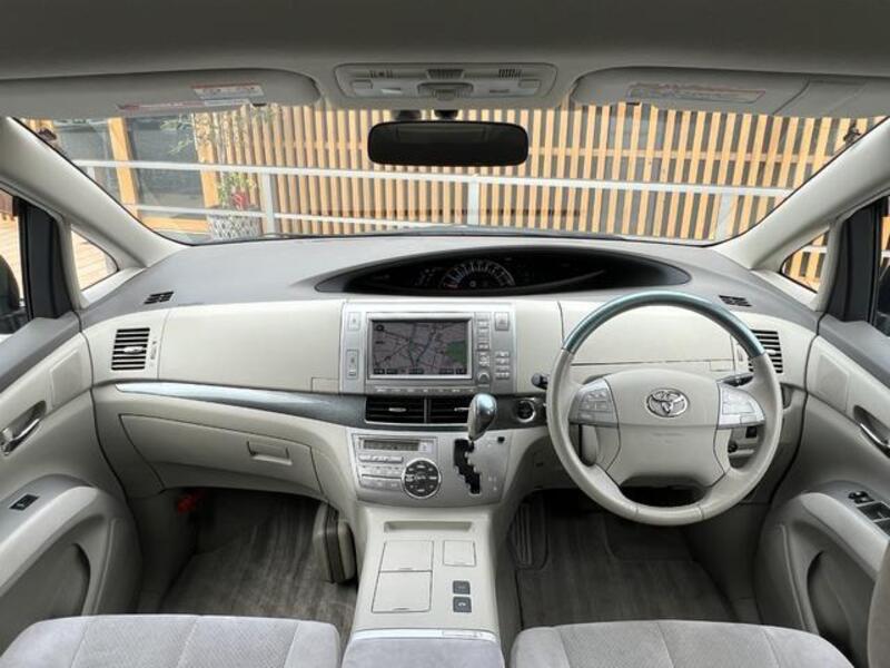ESTIMA HYBRID