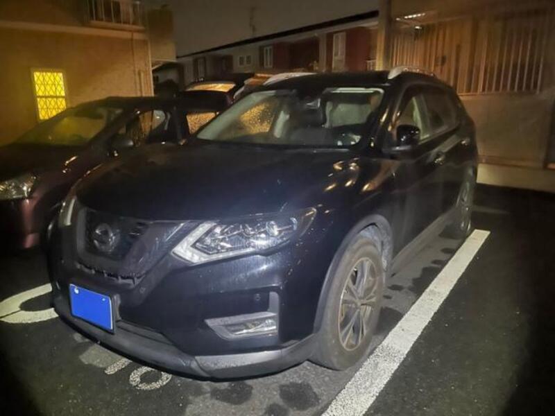X-TRAIL
