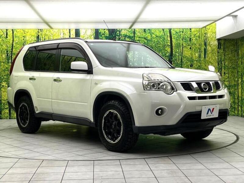 X-TRAIL