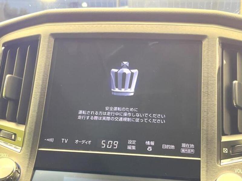 CROWN