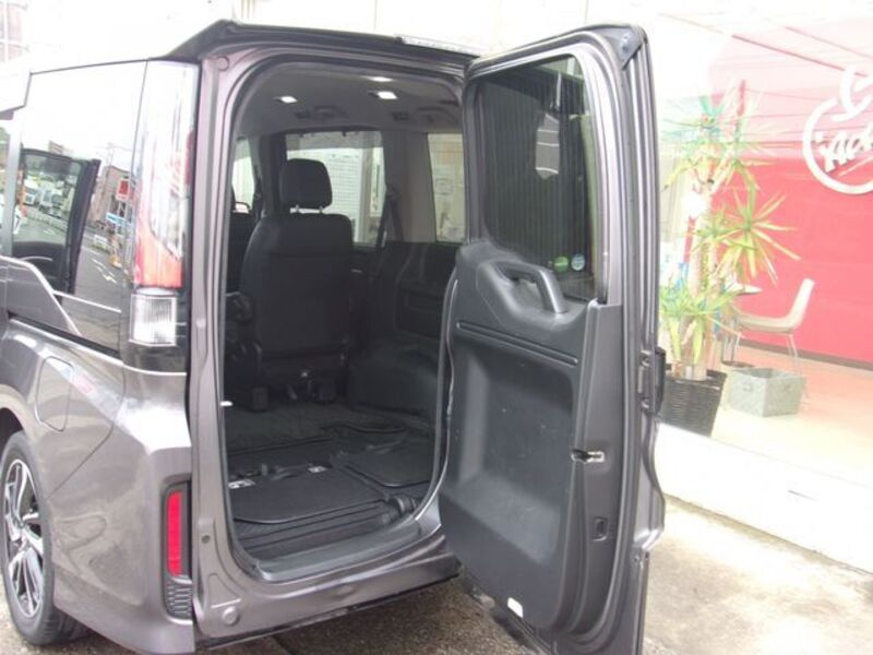 STEPWAGON SPADA