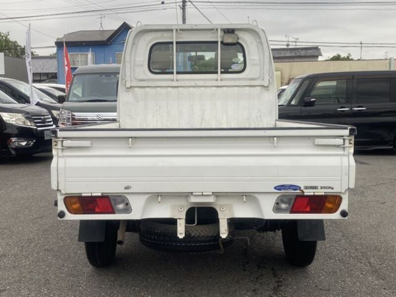 CLIPPER TRUCK