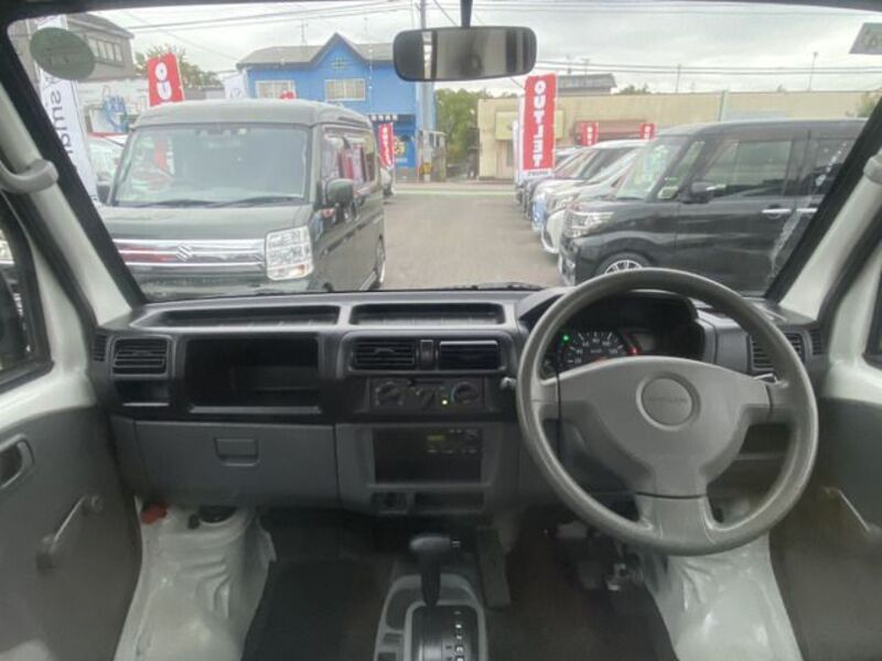 CLIPPER TRUCK