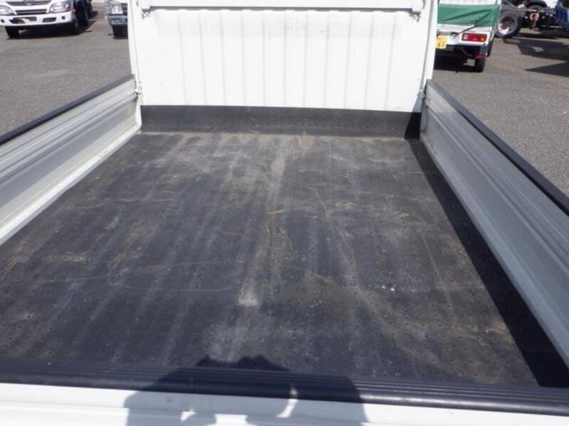 MINICAB TRUCK