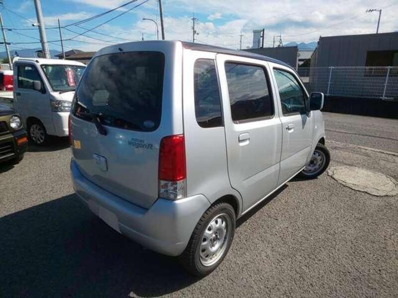 WAGON R